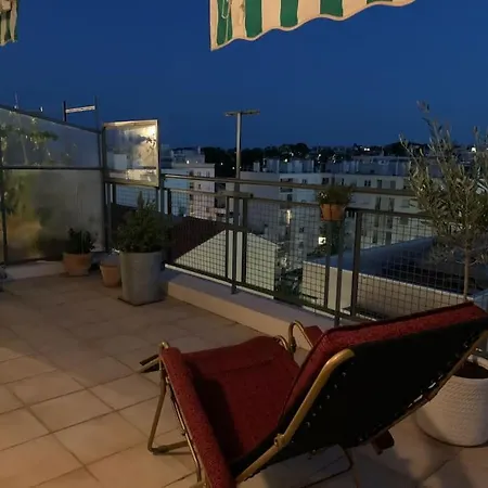 : Beautiful Flat With Large Terrace *
